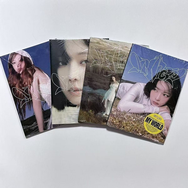 aespa 迷你三輯 MY WORLD 版本成員個人封面專輯, 1個, 隨機一本