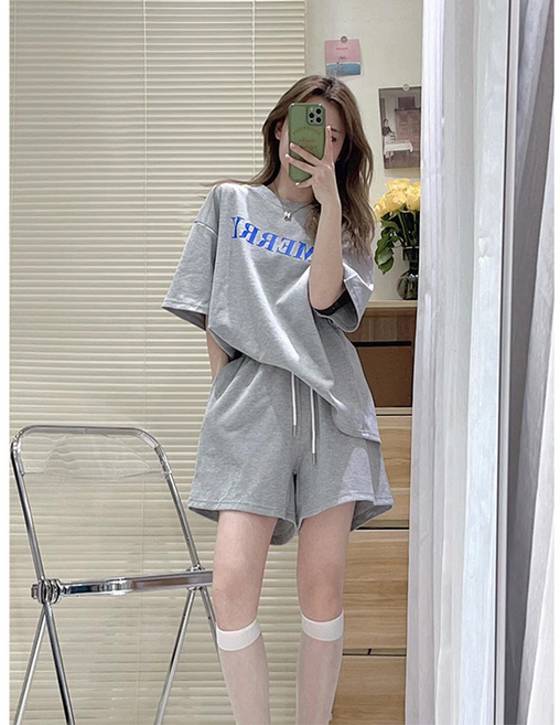 스타일닥터 여름 여성트레이닝복 세트 레터링 반팔 티셔츠 반바지 운동복 루즈핏 캐주얼 투피스