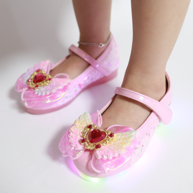FROMBEBE 여아용 앙쥬 하트 날개 리본 LED 구두