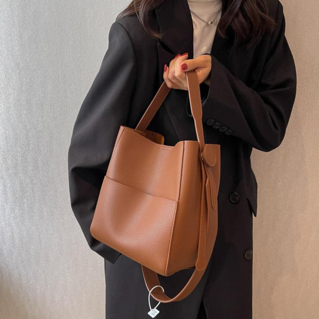 여성가방 버킷백 숄더백 간략하다 대용량 와이드 어깨끈 통근하다
