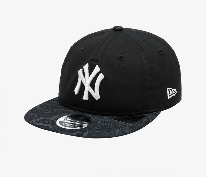 뉴에라 MLB 뉴욕 양키스 스네이크 패턴 레트로 크라운 스냅백 블랙 14693901
