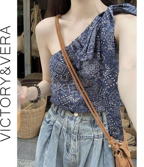 VICTORY & VERA 設計感斜肩印花綁帶短款無袖上衣