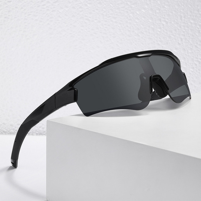 Uttalenz 스포츠 편광 고강도 TR프레임 자외선 차단 프리미엄 선글라스, 블랙(Black), 1개