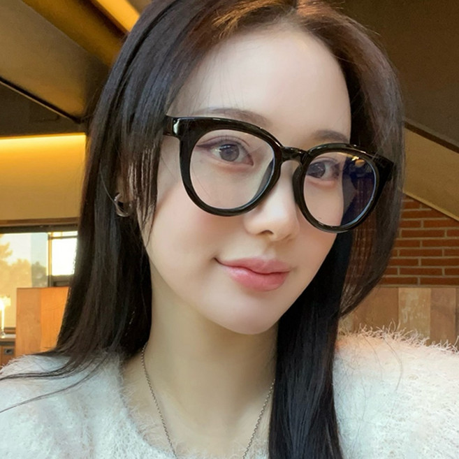 하루홀릭 국내생산 오버사이즈 동그란 원형 블루라이트 차단 패션 뿔테안경