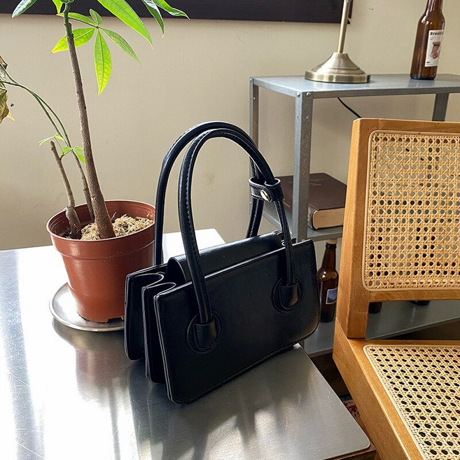 클러치백 미니백 여성 미니 토 미니 스퀘어토트 크로스백 핑넷 미니백 주디클로젯 킨더