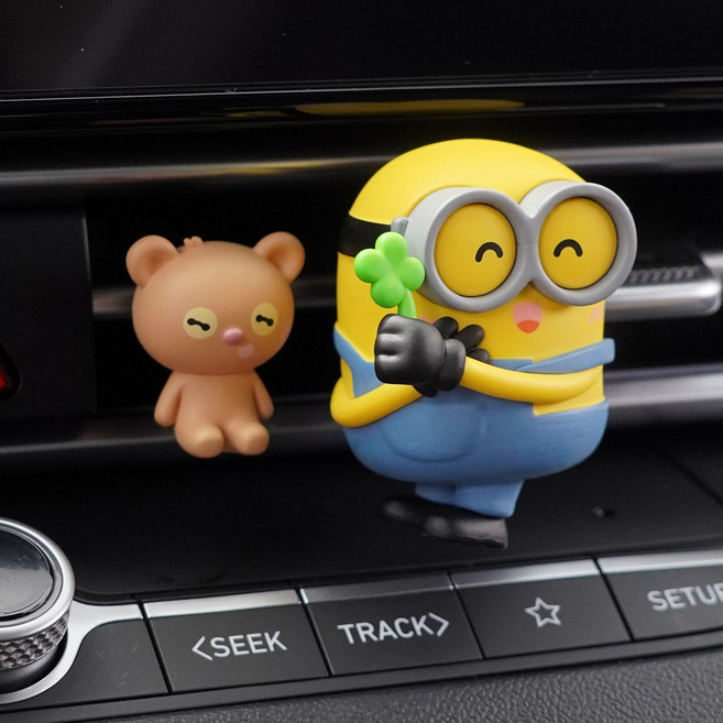 유니버셜 미니언즈 네잎클로버 밥앤팀 차량용방향제 송풍구형 피규어 디퓨져 새차선물 귀여운방향제 캐릭터 차꾸, 1개, 프레시 그린