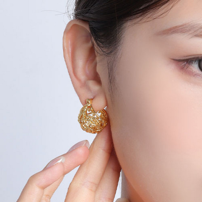 티큐 여성 골드 원터치 볼륨 링 귀걸이 A1476