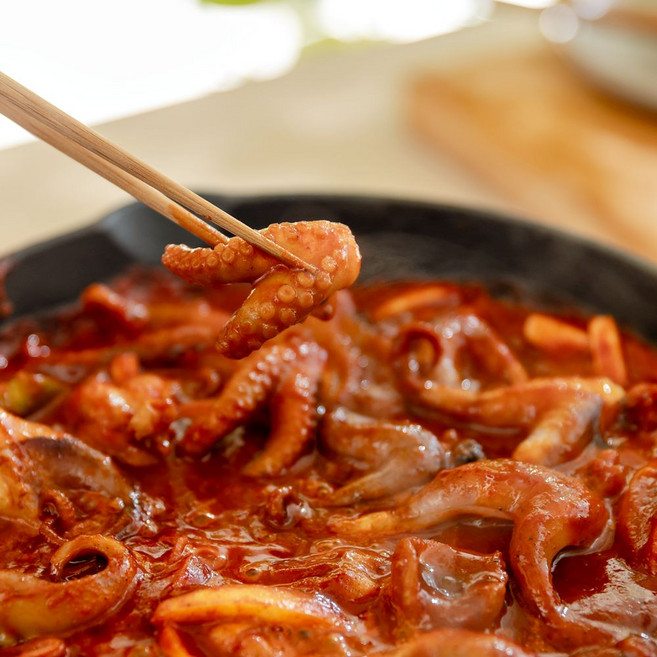 형닭마켓 매운 쭈꾸미 볶음 매콤 감칠맛 팔당 쭈꾸미, 4개, 450