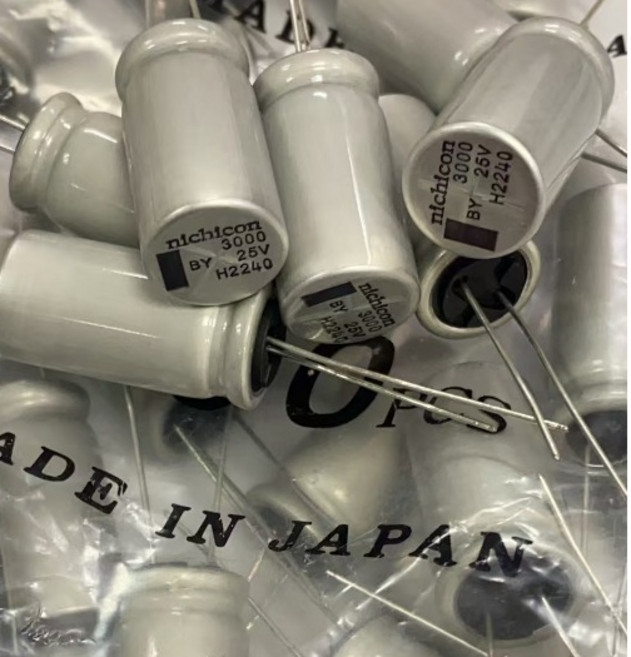 NICHICON 聚合鋁電容器 3000uF/25V, 1個