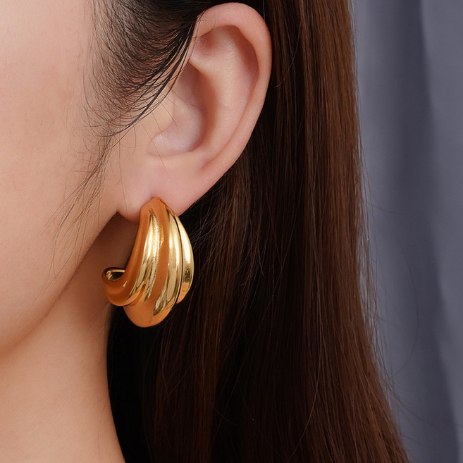 여성 세련된 포인트 귀걸이 럭셔리 이어링