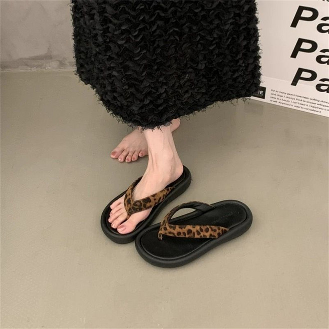 TIRA 여성 여름 두툼한 바닥 편안한 레오파드 무늬 패션 쪼리 실내외 캐주얼 인조가죽 슬리퍼