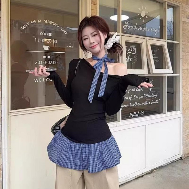 Pakchoice 여성 룩 오프숄더 배색 긴팔 티셔츠 분위기 있는 힙한 레이어드 슬림핏 일상복