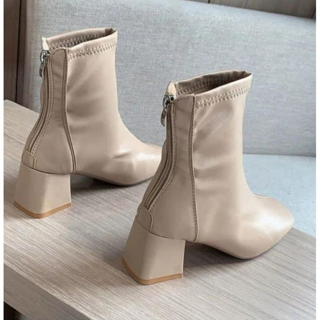 韓版素面粗跟短靴 女款方頭踝靴 舒適百搭
