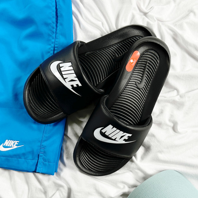 나이키 슬리퍼 빅토리원 발편한 사무실 슬라이드 블랙
