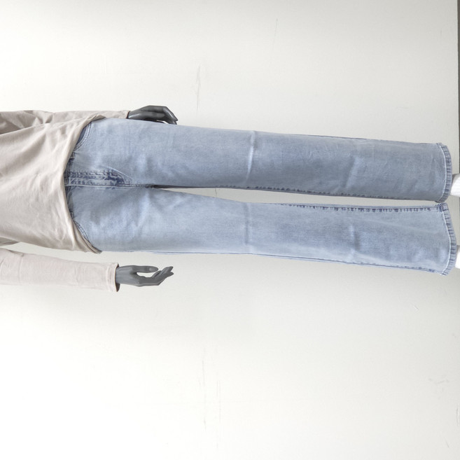 [백화점 정품] 게스 여성 청바지 와이드 라이트블루 사계절용