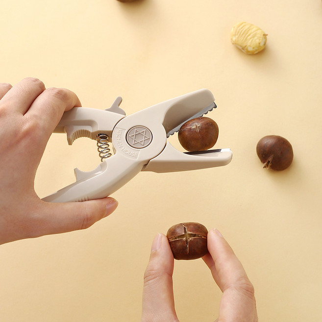 가정용 다기능 스텐레스 밤까는도구 십자 모양 밤 까기 안전한 껍질 칼집 커팅기 밤까는기계(스프링이 보조하여 힘이 덜 들고 가정에서 견과류 껍질 벗기기에 필수 도구)