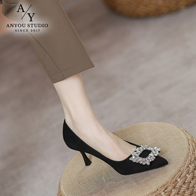 ANYOU 여성 블랙 스웨이드 뾰족코 7cm 하이힐 세련된 스트라스 장식 고급스러운 파티 웨딩 구두 파티 직장 겸용 예쁜 디자인 편안한 착용감