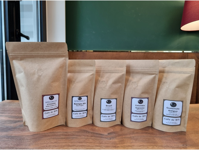 120g 200g 최고등급생두로 로스팅한 맛있는 원두 (에티오피아코케허니G1 케냐키암부AA 콜롬비아수프리모 브라질옐로우버번 과테말라안티구아), 원두(홀빈), 홀빈(분쇄안함), 1개