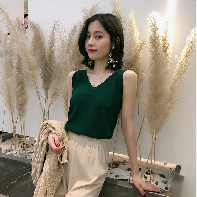 大尺碼冰絲吊帶背心女外穿夏季無袖針織衫韓版寬鬆V領短款打底衫上衣潮