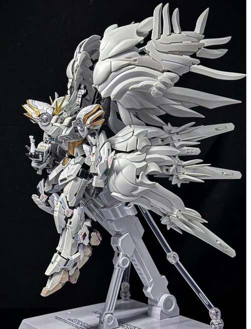 다반 8827 윙건담 스노우화이트 프리루드 FIX MG 1대100, 조립 모델