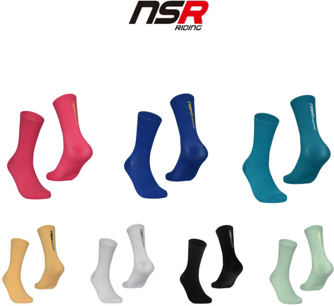 발을 쾌적하게 유지시켜주는 NSR 클럽 컬러 로고 자전거 양말, 블루, 1개