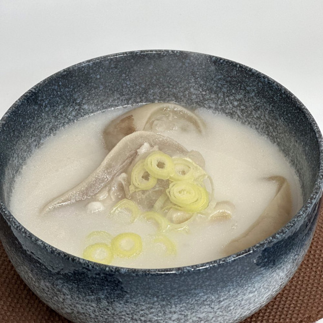 다미네식탁 한우 우족탕 900g (냉동), 1개