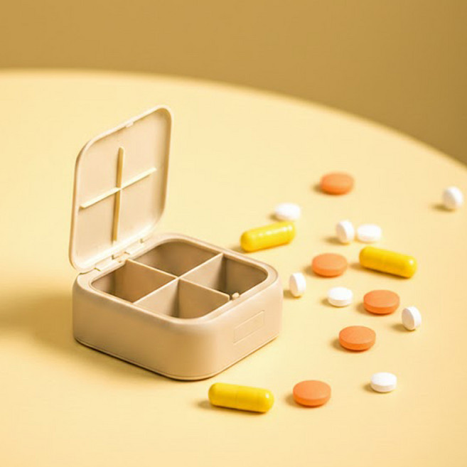 4분할 사각 미니 알약통 영양제케이스, 1개, 사각 노랑