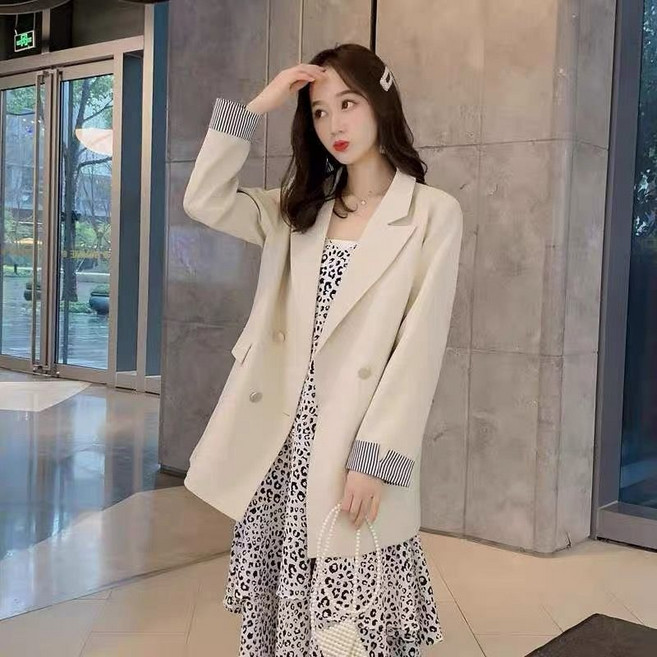 모몰라티 심플 여성 자켓 소매 롤업 캐주얼 정장 +양말