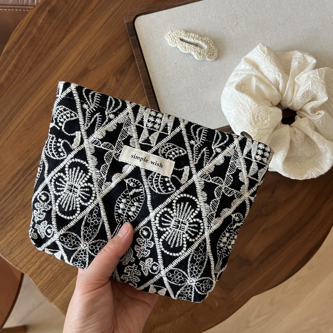 YUYIMI 자수 화장품 생리대 파우치 휴대용