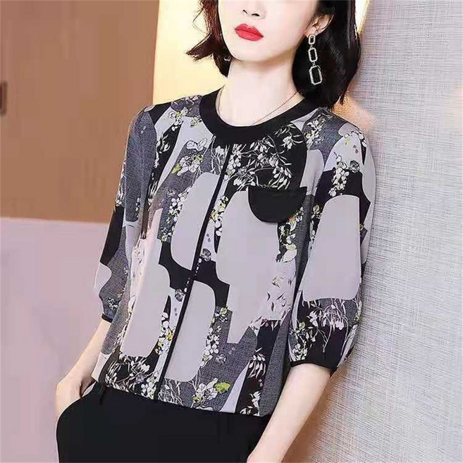 VEZRI 40대 50대 여성 세련된 꽃무늬 7부 소매 블라우스