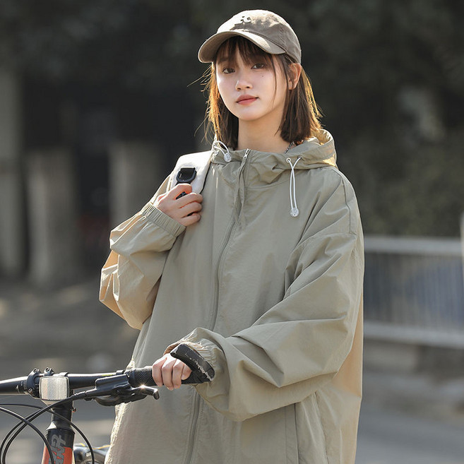夏季防曬韓版沖鋒衣外套 輕薄透氣連帽外套