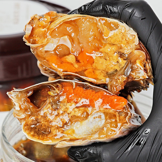 어촌명가 국내산 연평도 암꽃게 알꽉찬 하프컷 한입 간장게장, 3개, 1.2kg