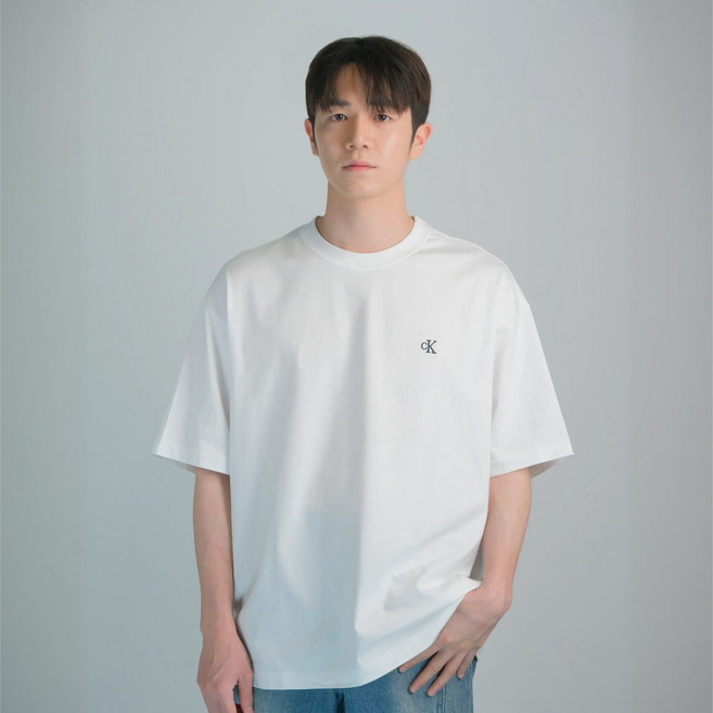캘빈클라인 S/S 릴렉스핏 로고 크루넥 티셔츠 HM229