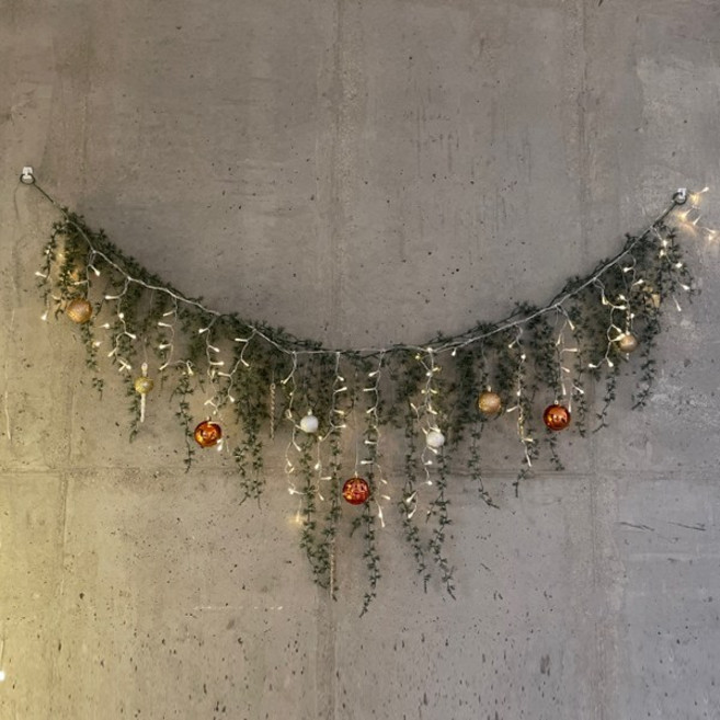 모리앤 크리스마스 180cm 스프레드 가랜드 + 장식볼 + 커튼조명 세트, 혼합색상, 가랜드(가로 180cm x 길이 61.5cm), 1개