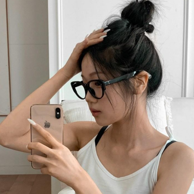 블루씨티 노아르 블랑 캣아이 프레임 뿔테 안경