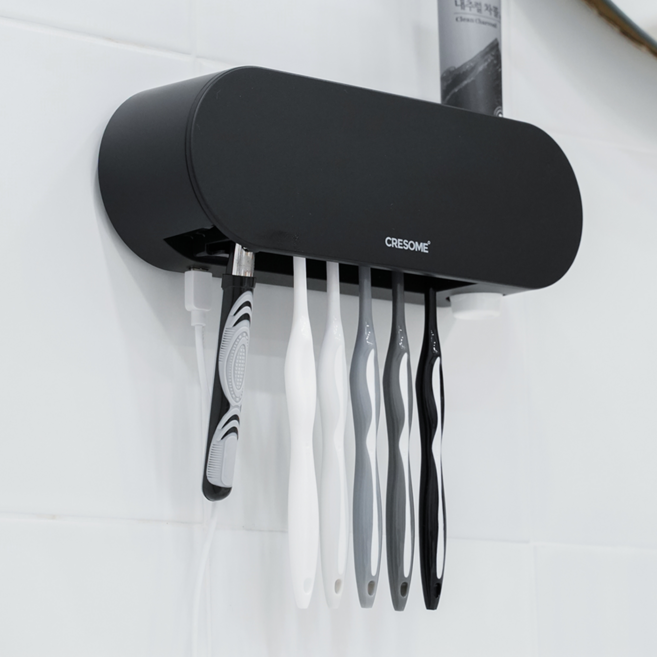 크리썸 가정용 유선 UV-C 소독기 칫솔살균기, 블랙