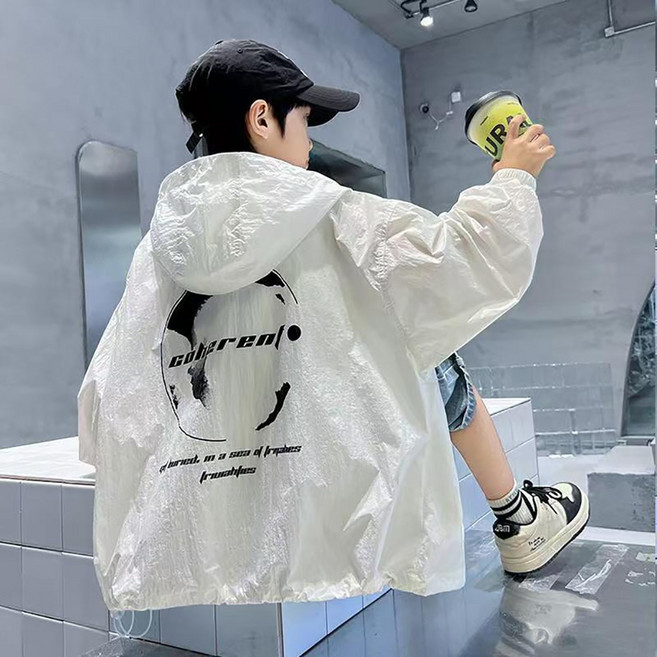 로르카 14세 이상 사용 가능 아동용 집업 바람막이 자외선 차단 경량 자켓 U02040211