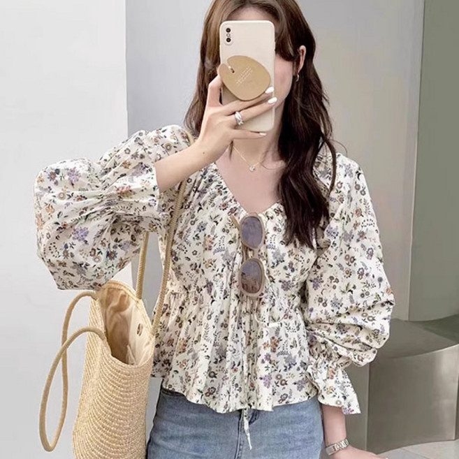 온율 루즈핏 브이넥 플라워 블라우스