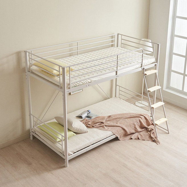 [즉시할인+원목발판증정+매트구매시 독립매트업그레이드] 에보니아 튜브 철재 분리형 벙커이층침대, 화이트_매트제외_경사형사다리