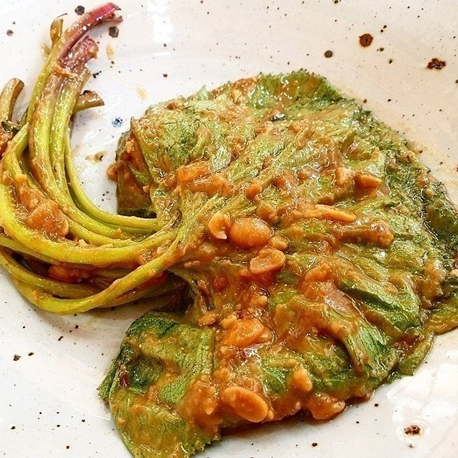 봄 입맛 돋우는 머위김치 된장머위, 500g, 1개, 머위된장