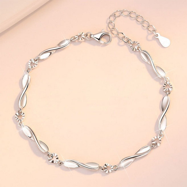 besteffie 여성 팔찌 심플 패션 금속 장식 손목 액세서리 선물 고급스러운 디자인 팔찌 K18