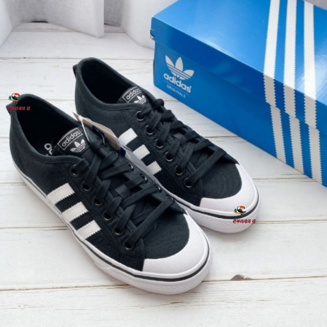 아디다스 니짜 스니커즈 CQ2333/CQ2332