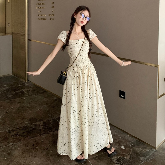 梨卡 女裝方領圓點長裙洋裝 M碼 如圖色 附內裡與拉鍊, 如圖色M 有內裡 有拉鍊