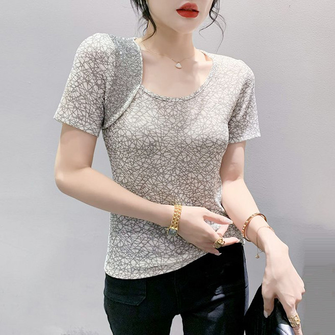 셀럽당 여성 여름 나염 반팔 티셔츠 슬림 톱 K1236-KR