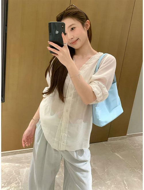 韓系簡約花邊V領寬鬆微透襯衫女