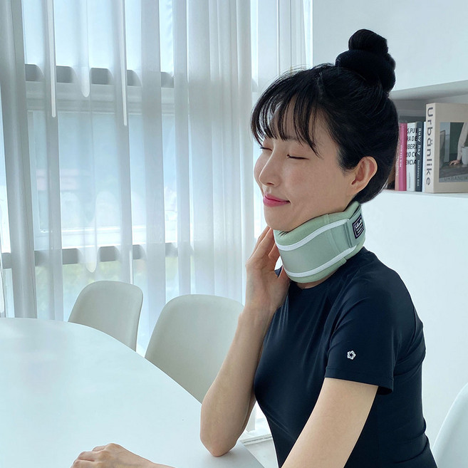 실루엣 의료용 목보호대 목견인기 경추 거북목 목디스크 교정기 넥가드 그린, 1세트
