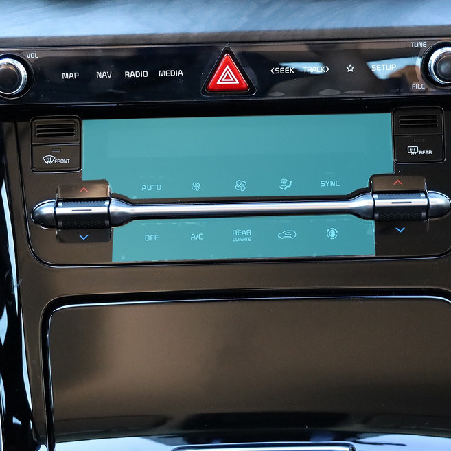 [오카] 4세대 카니발 KA4 호환 용품 LCD 공조기 보호 필름 2세트 기스방지 스크래치방지 차량 악세사리, 1GB, 공조기보호필름_2세트