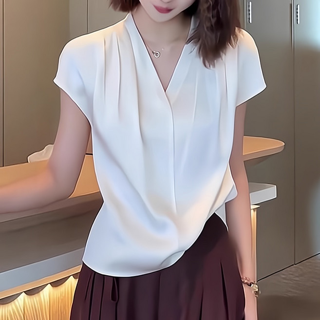 Makone 여성 빅사이즈 브이넥 반팔 셔츠 솔리드 무지 프렌치 트랜드 날씬해 보이는 예쁜 소프트 반팔 블라우스