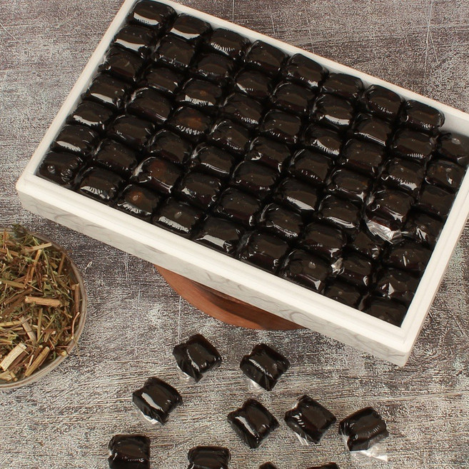 단지청 국내산 인진쑥으로 만든 수제 전통 건강엿 달콤쌉쌀한맛 자연원료 기력보충 어르신선물용, 126개, 상자(갑), 1.5kg