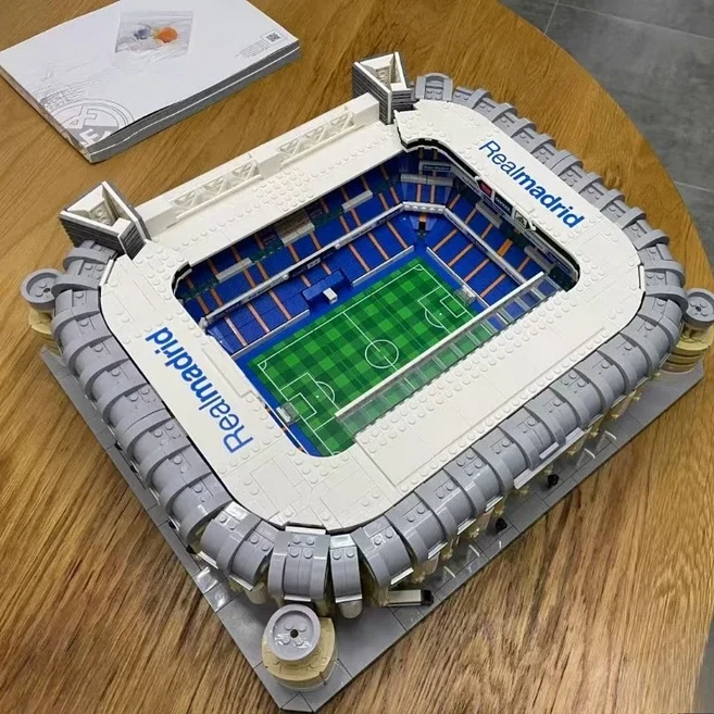 올스토어 587개 창의적인 시리즈 모델 베르나베우 경기장 소년 퍼즐 조립 블록 생일 크리스마스 선물 10299